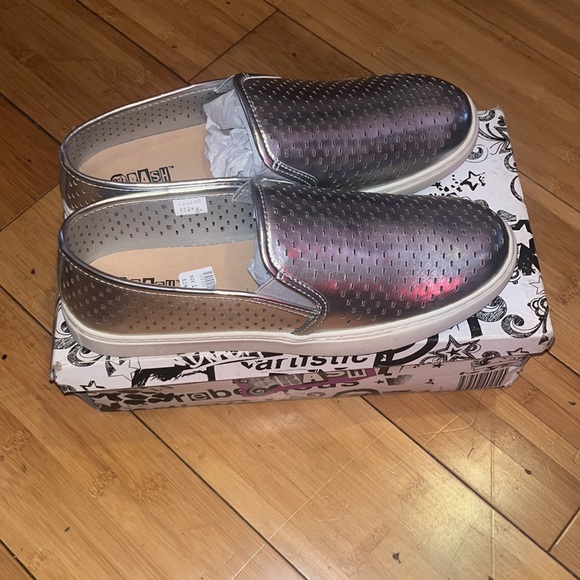 Brash Women’s Crave Quilted Slip On Size 11 - Picture 2 of 4